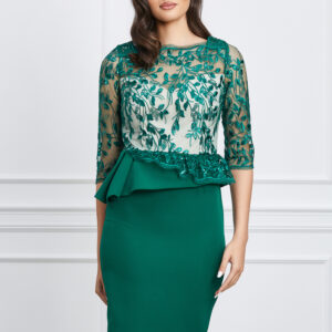 Rochie eleganta din stofa verde cu broderie la bust